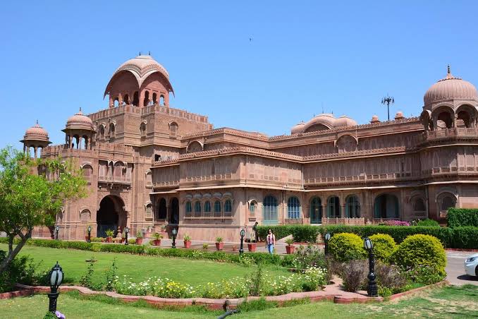 Bikaner Bound: Forts and Temples